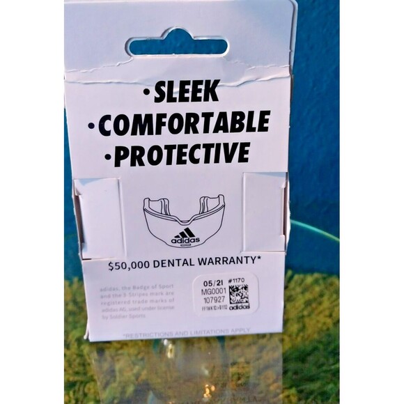 Adidas Sleek Ultimate Comfort Protective Red Mouth Guard One Size Fits All - Picture 5 of 7